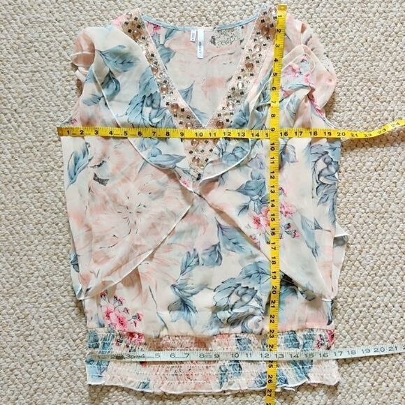 Studio Y jewel embellished floral blouse M - Picture 5 of 12
